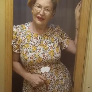 Emmy Design Sweden- The Divine Darling Dress UK16 US12